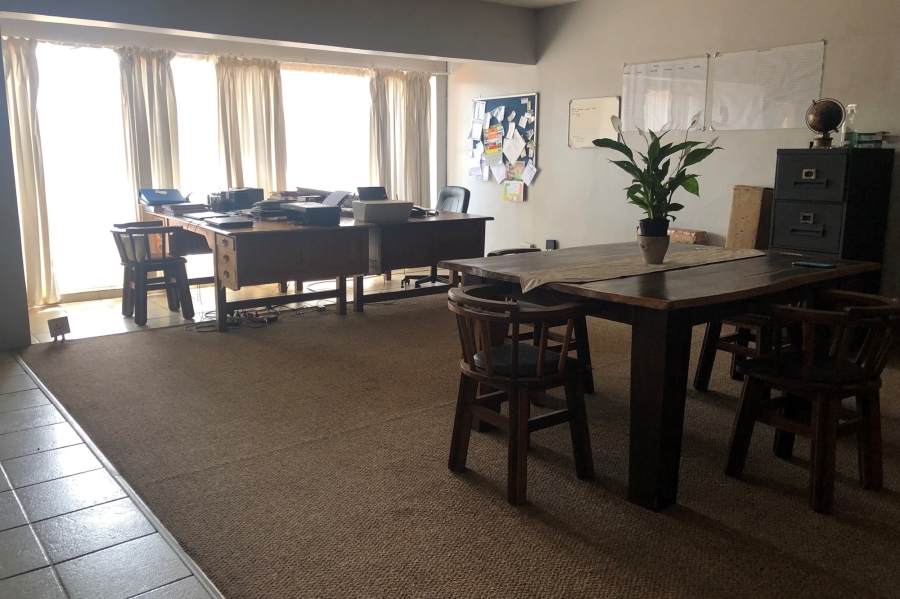 8 Bedroom Property for Sale in Melodie North West
